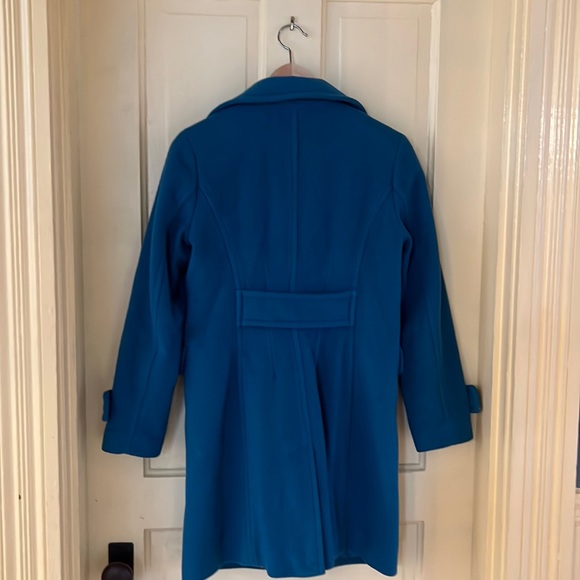 Size 2p Lands End pea coat. Mid thigh to knee length depending on your height. - Picture 3 of 5